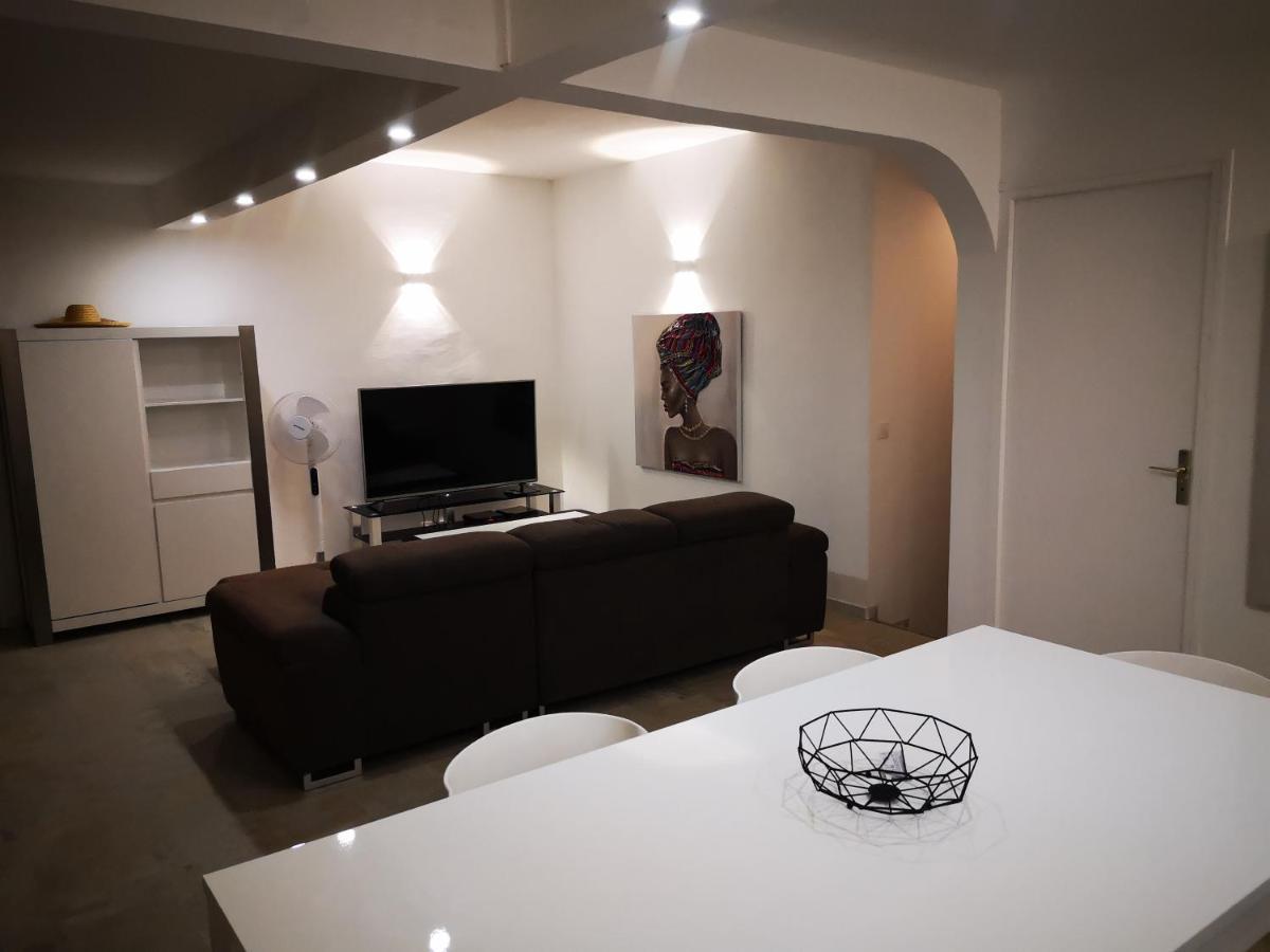 Appartement Saint Gilles Les Bains מראה חיצוני תמונה